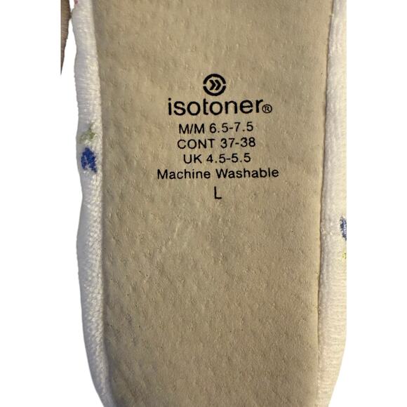 Isotoner Women's White Embroidered Rosebud Terry Ballerina Slippers Sz M 6.5-7.5 - Picture 3 of 7